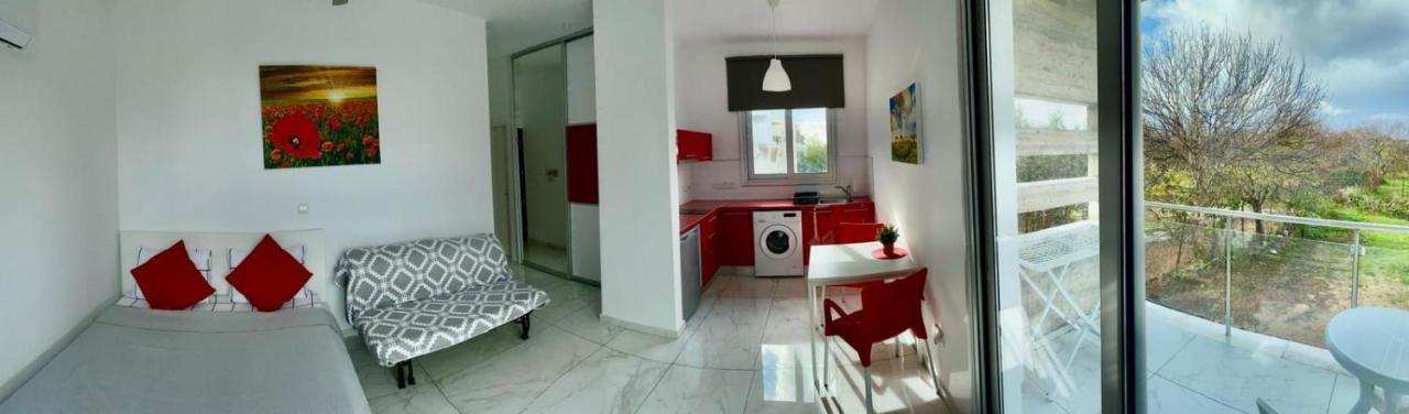 Dream- Downtown-Studios Paphos Exterior foto