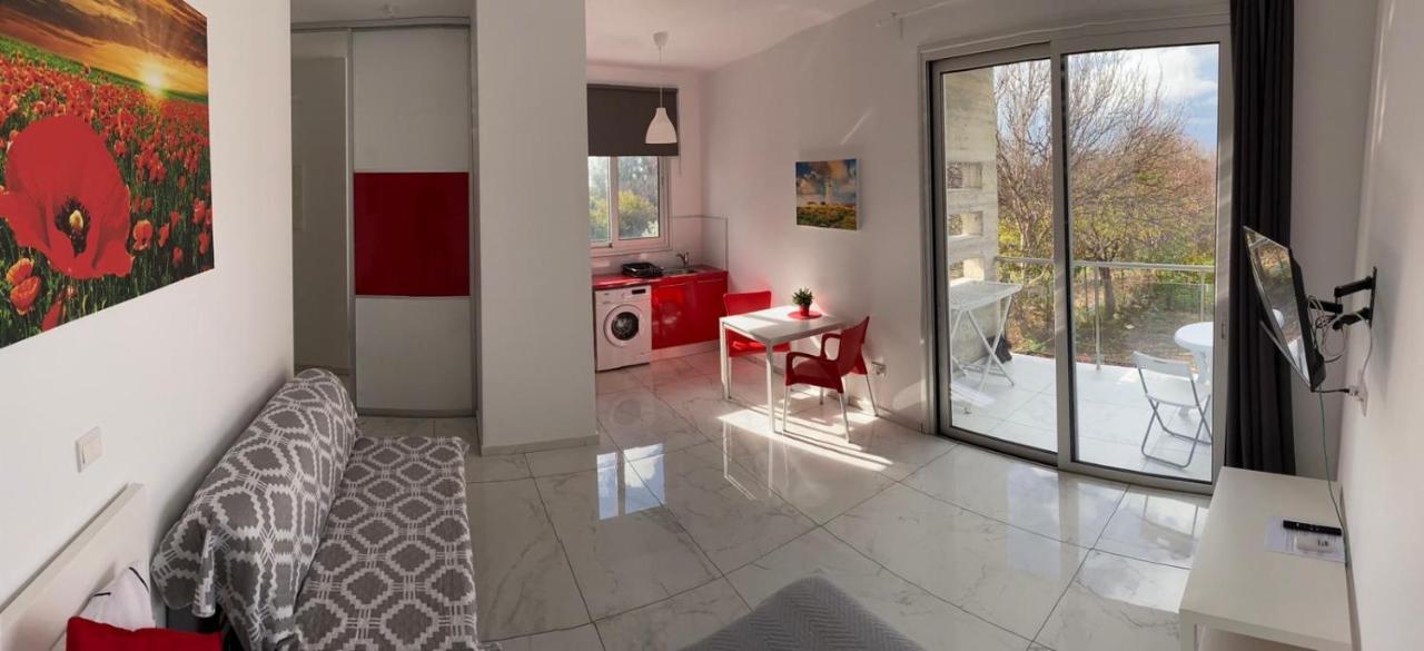 Dream- Downtown-Studios Paphos Exterior foto